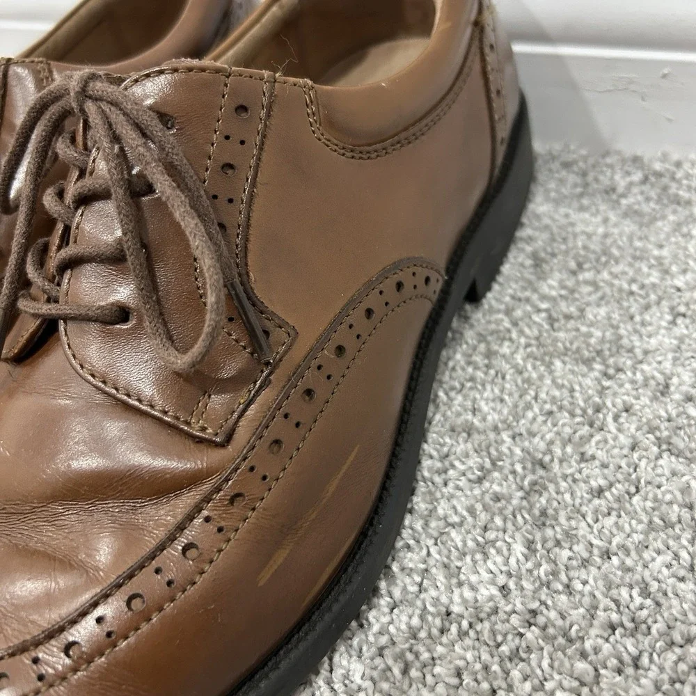 Clarks Collection Men's Size 10.5 Brown Leather Wingtip Oxford Dress‎ Shoes